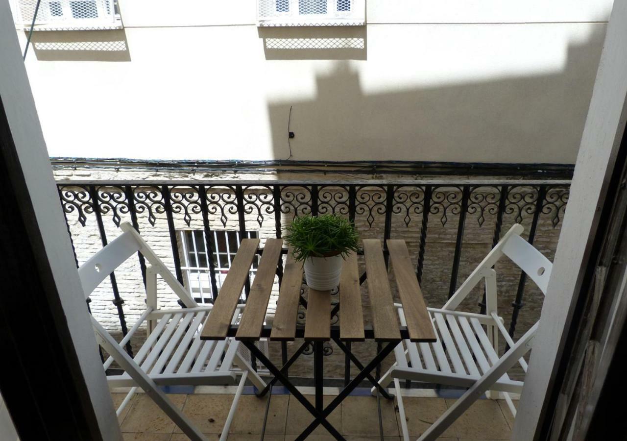 Rodo Arenal Apartment Seville Exterior photo